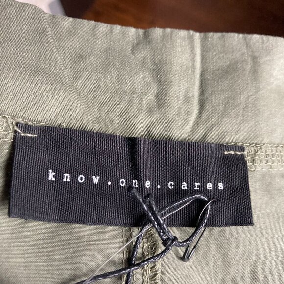 KNOW . ONE . CARES  PAPER BAG SHORTS SIZE SMALL FROM NORDSTROM-BNWT - Picture 6 of 8